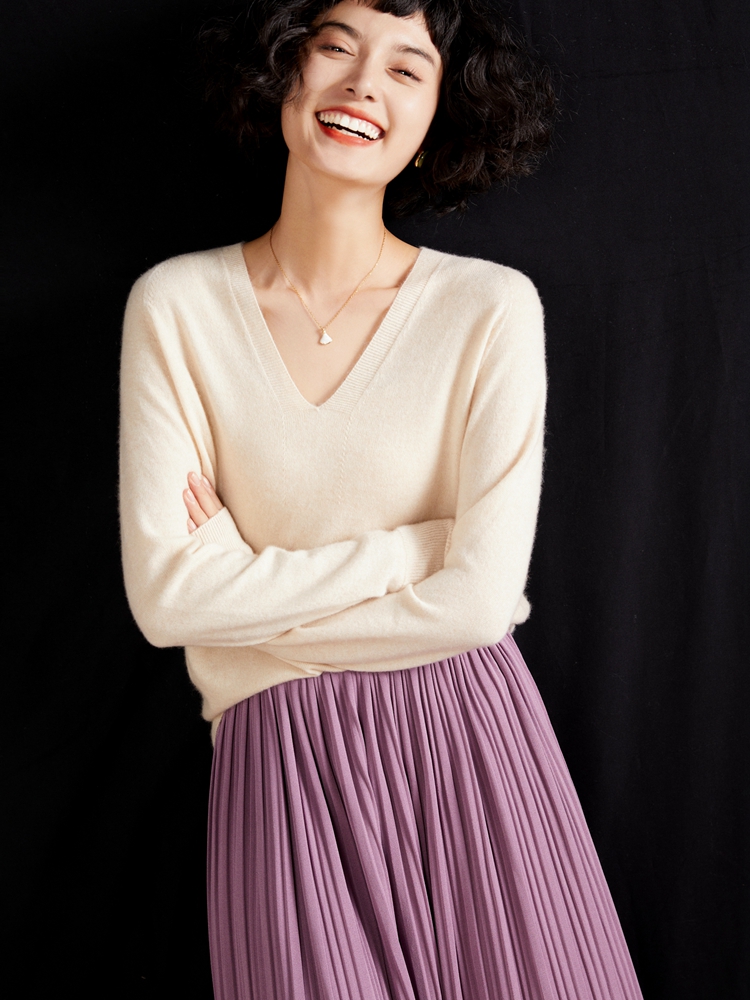 Cashmere V Neck Pullover Sweat - Resin Vat review and price