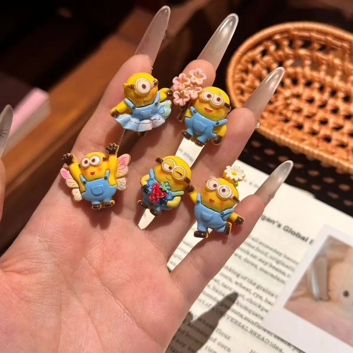 5pcs/10pcs Cute Resin Minions  - Resin Vat review and price